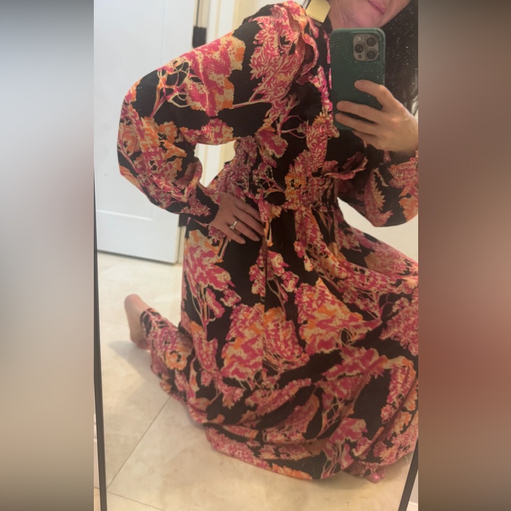 Jodifl  Floral Maxi Dress in Pink and Black - Picture 4 of 8